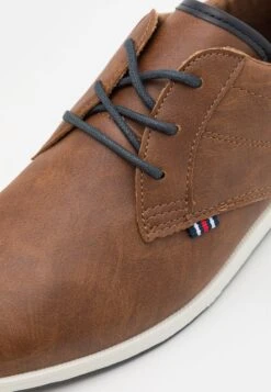 Pier OneSportiga Snörskor - Cognac/white -Macys Butik 0c2e6eb37336427d88e64335d52c7be6