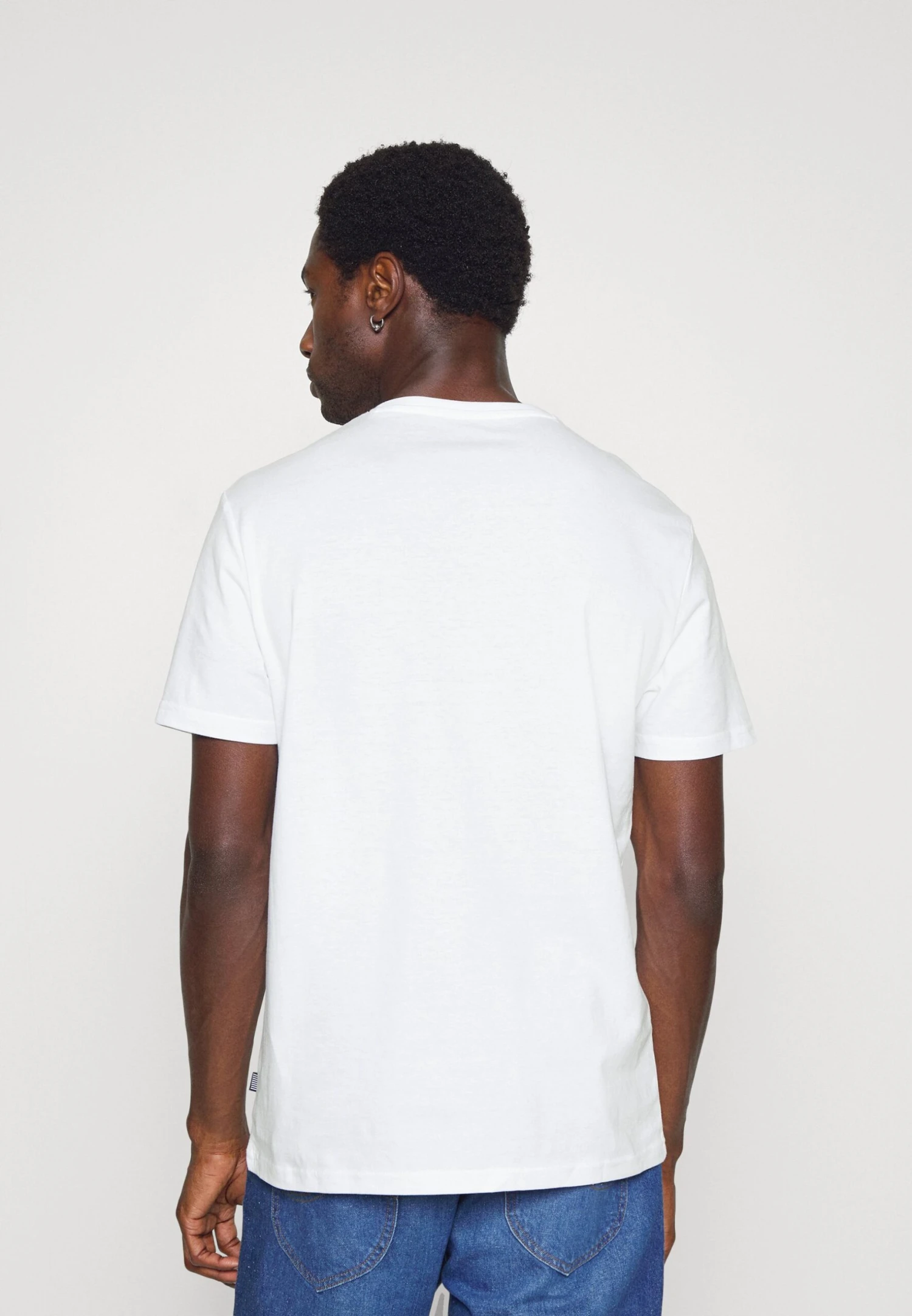 Pier One5 PACK - T-shirt - Bas - White/blue/stone 5 Pier One5 PACK - T-shirt - Bas - White/blue/stone - Bild 3