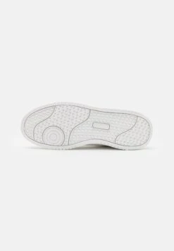 Pier OneUNISEX - Sneakers - White 12 Pier OneUNISEX - Sneakers - White -Macys Butik 1fe885e529994ab4a14e73599004ef7c