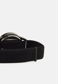 Pier OneDigitalklocka - Black -Macys Butik 24dea72bb95a4cfc95daabd334d11f5a