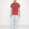 Pier One5 PACK - T-shirt - Bas - Off-white/lilac/light Red 1 Pier One5 PACK - T-shirt - Bas - Off-white/lilac/light Red -Macys Butik 2fdf1f918b06483688987a2e73a0059c