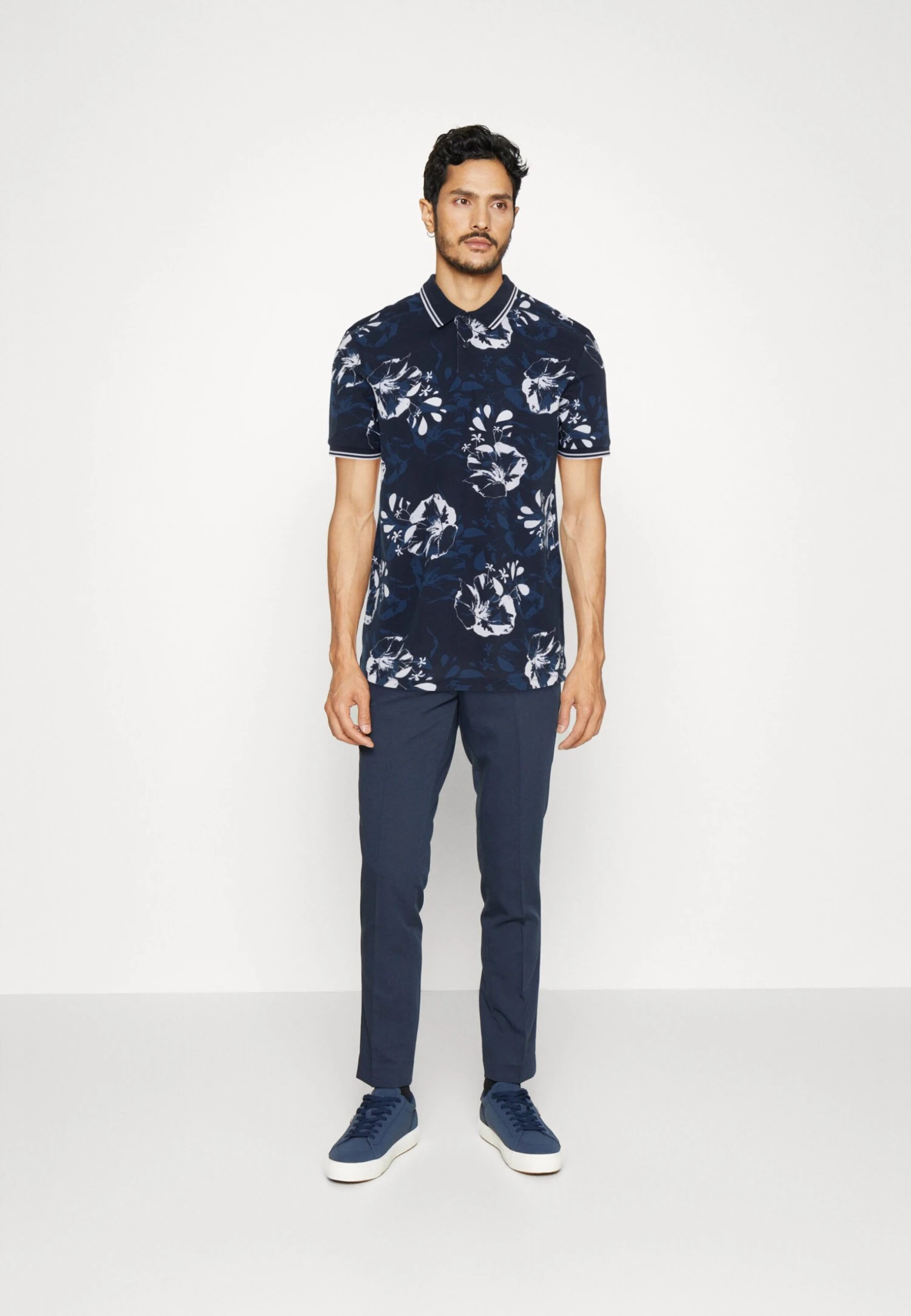 Pier OnePiké - Blue/black 4 Pier OnePiké - Blue/black - Bild 2