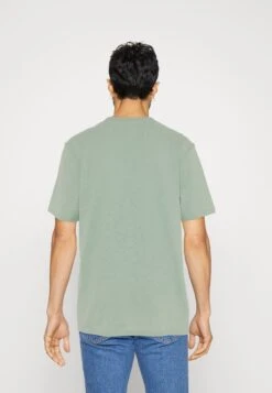 Pier One5 PACK - T-shirt - Bas - Mint/off-white/khaki 14 Pier One5 PACK - T-shirt - Bas - Mint/off-white/khaki -Macys Butik 39f674774e2748fb83e82e2803d04471