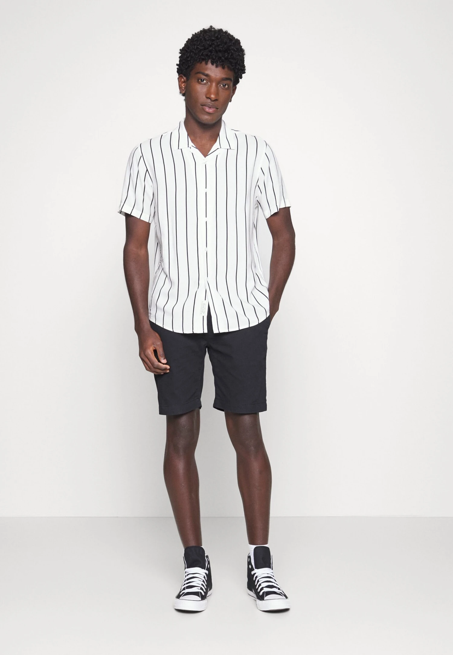 Pier One2 PACK - Skjorta - Black/white 4 Pier One2 PACK - Skjorta - Black/white - Bild 2