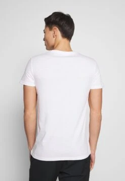 Pier One5 PACK - T-shirt - Bas - Olive/ White/ Navy /yellow /black 13 Pier One5 PACK - T-shirt - Bas - Olive/ White/ Navy /yellow /black -Macys Butik 560f1638d1d540d292f22e00c5c63c6b