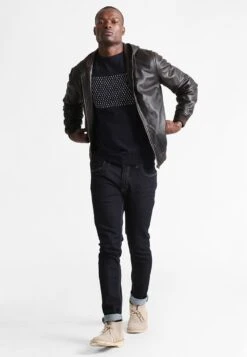 Macys Butik -Macys Butik 7fdbf80315f74ff98434274d2f2c1c52