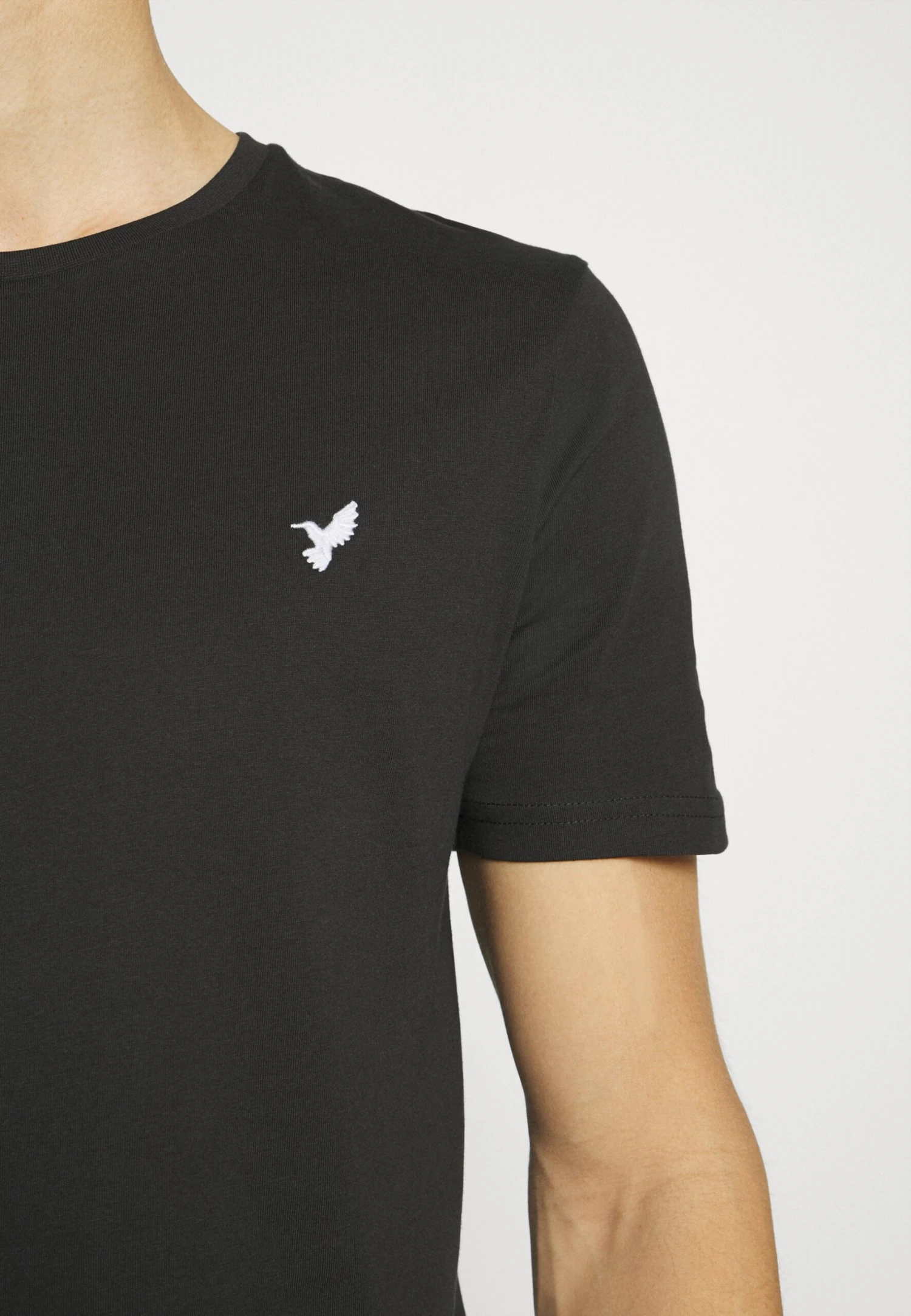 Pier One5 PACK - T-shirt - Bas - White/black/dark Blue 10 Pier One5 PACK - T-shirt - Bas - White/black/dark Blue - Bild 8