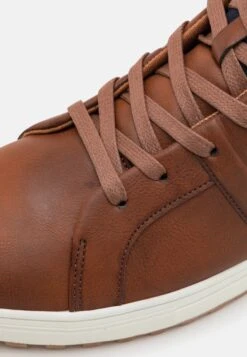 Pier OneHöga Sneakers - Cognac -Macys Butik b72c2c26a41d4606a44be9f2efeae0dc