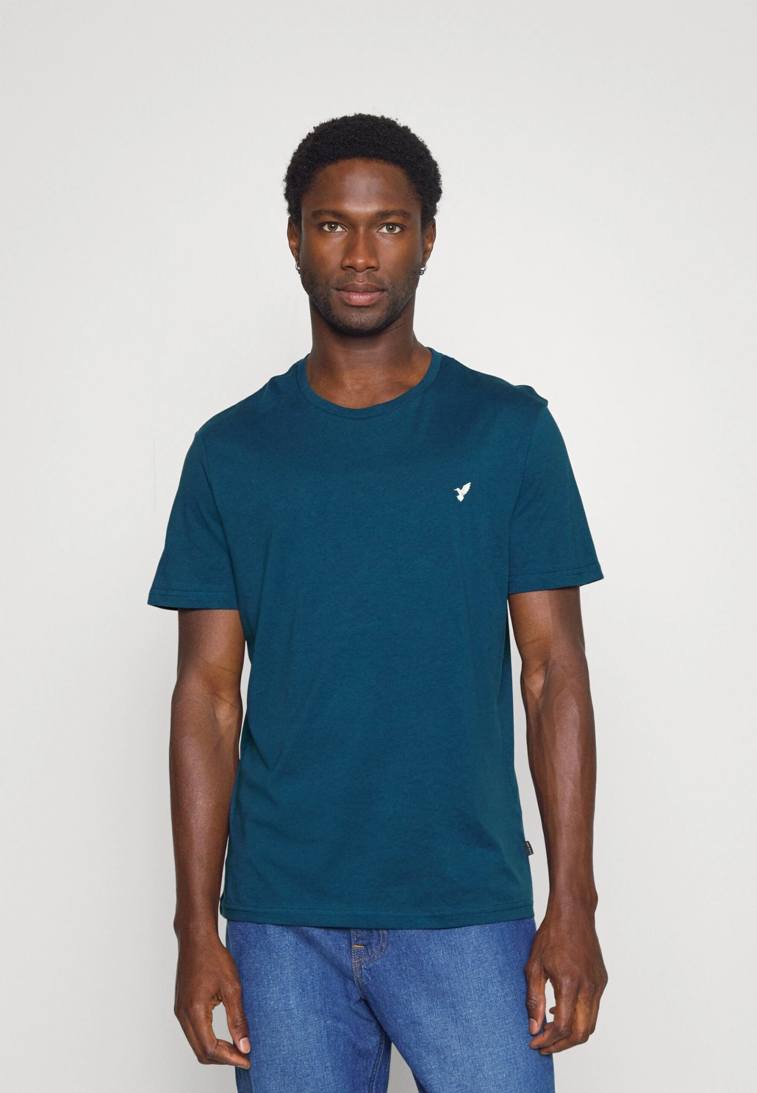 Pier One5 PACK - T-shirt - Bas - White/blue/stone 6 Pier One5 PACK - T-shirt - Bas - White/blue/stone - Bild 4