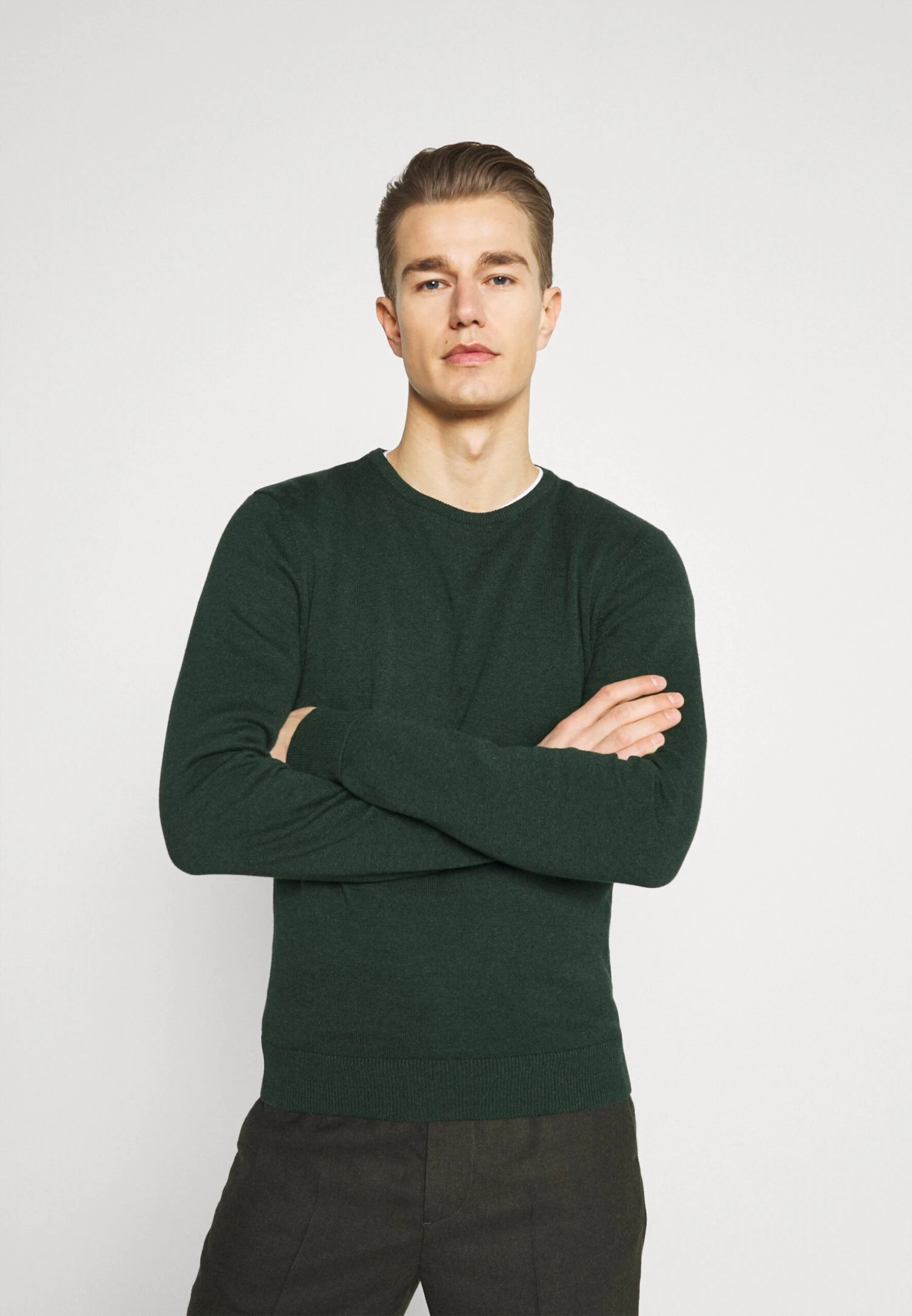 Pier OneBASIC CREWNECK - Stickad Tröja - Mottled Dark Green 3 Pier OneBASIC CREWNECK - Stickad Tröja - Mottled Dark Green