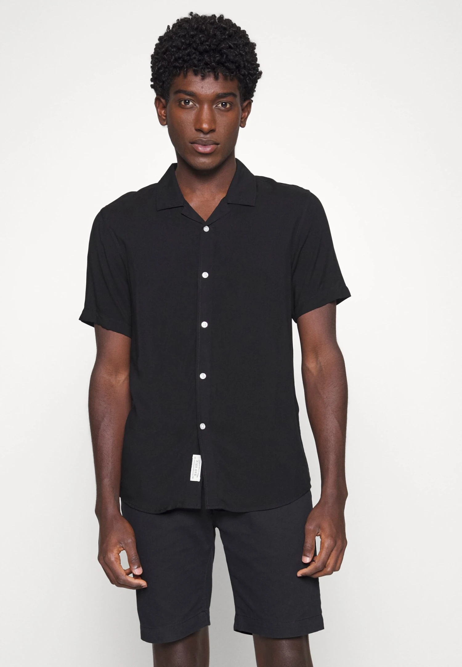 Pier One2 PACK - Skjorta - Black/white 8 Pier One2 PACK - Skjorta - Black/white - Bild 6