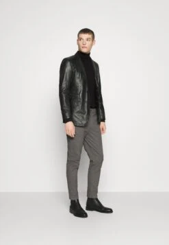 Pier One2 PACK - Stickad Tröja - Black