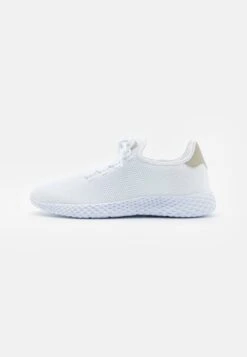 Pier OneSneakers - White