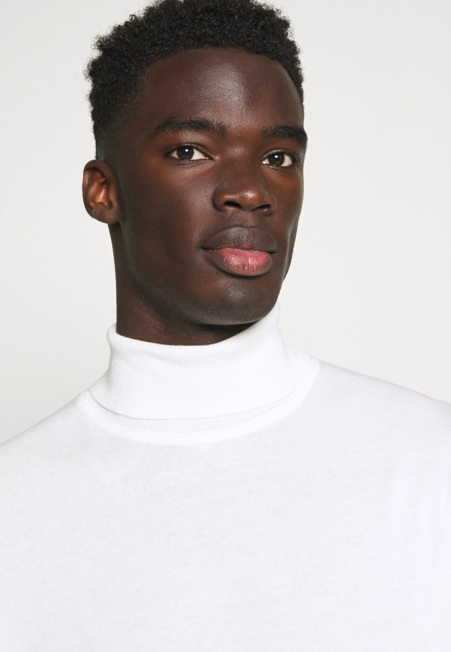 Pier OneStickad Tröja - Off-white 5 Pier OneStickad Tröja - Off-white - Bild 4